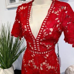 ASTR Short Sleeve V Neck Romper